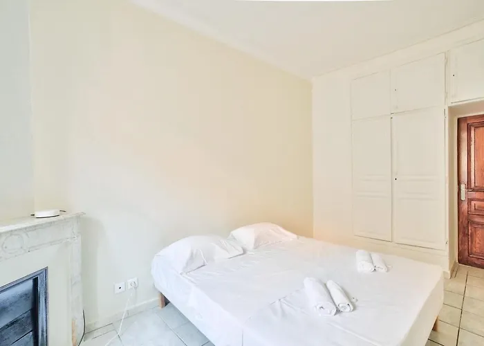Nidusudest - Spacieux Apartmán Nice